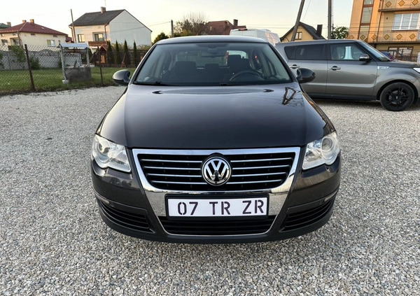 Volkswagen Passat cena 17700 przebieg: 280000, rok produkcji 2007 z Dąbrowa Tarnowska małe 154